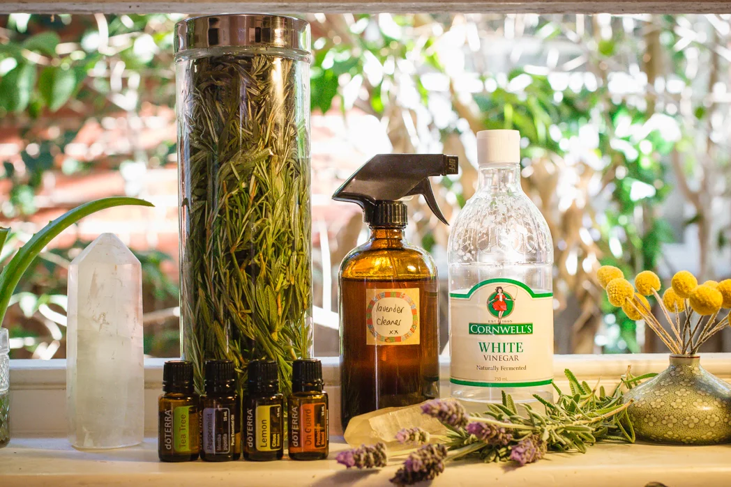 home made lavender vinegar spray She Hunts Op Shops